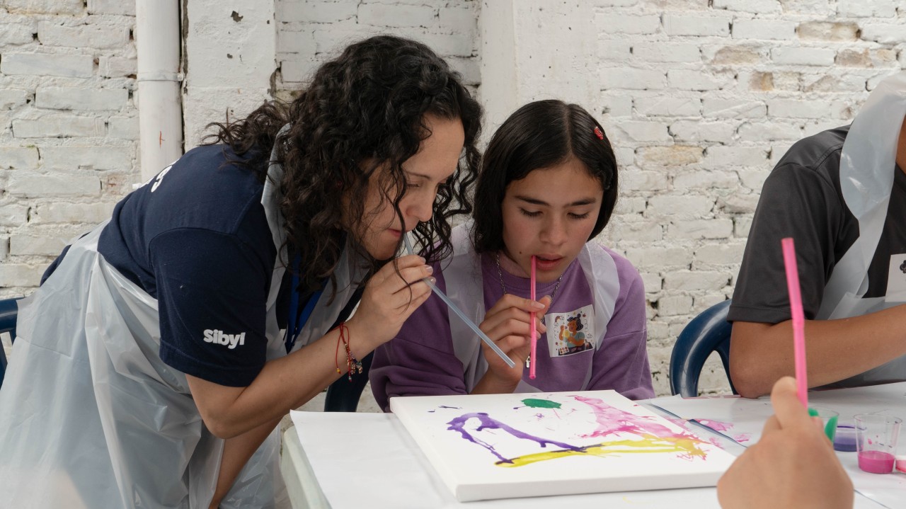 ¿Cómo pueden los líderes transformar comunidades y fortalecer sus equipos?